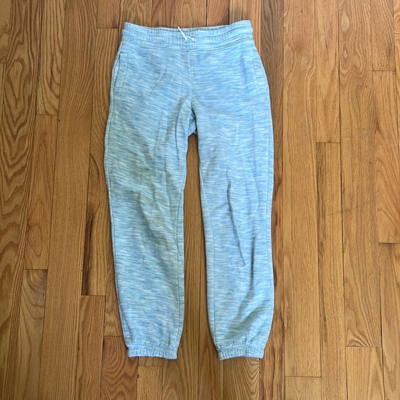Old Navy jogging pants - Picture 1 of 3